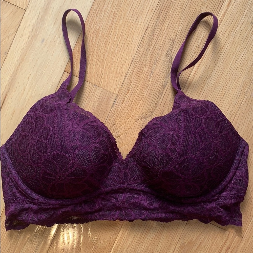 Victoria’s Secret Pink Bra Medium